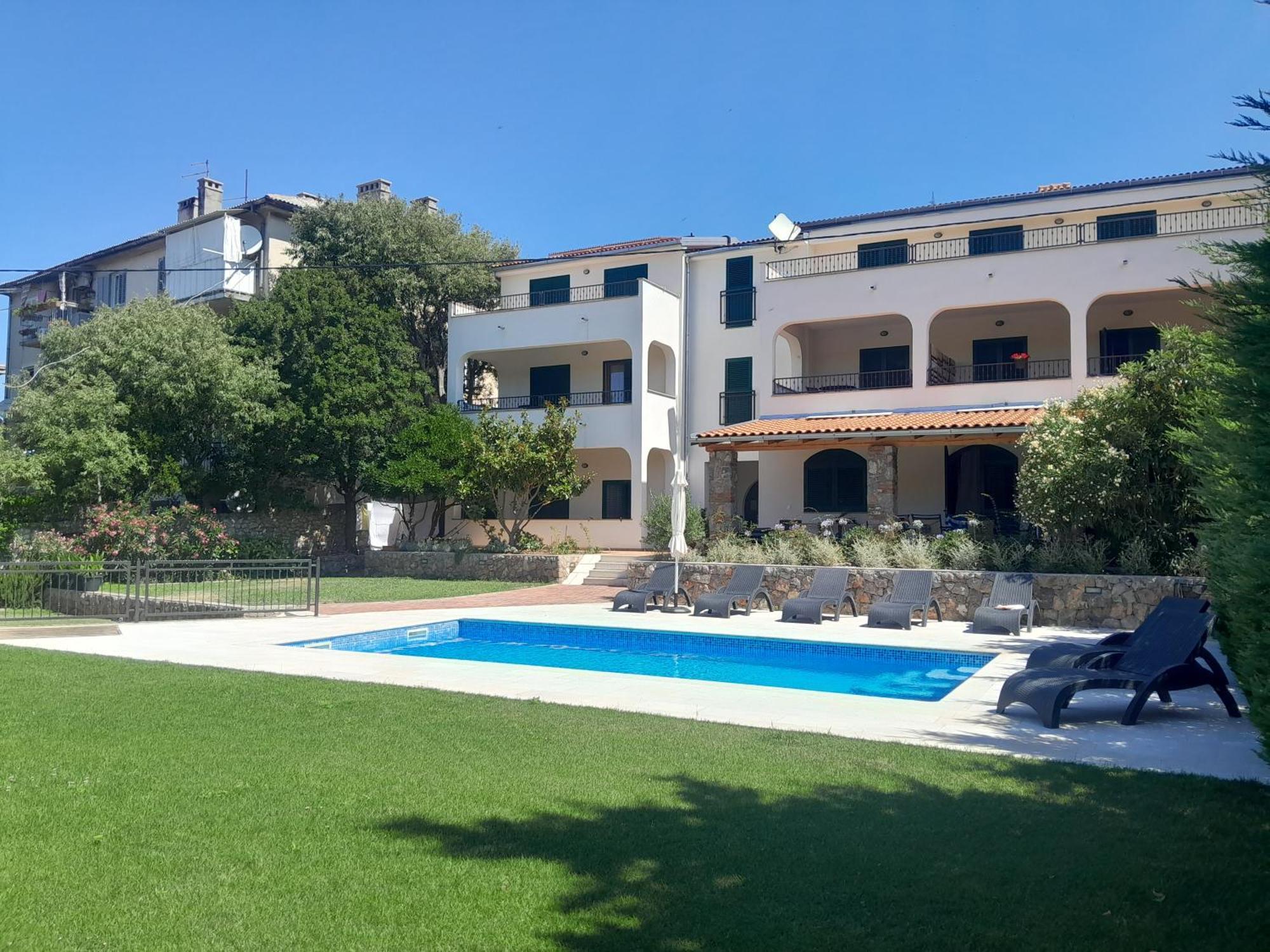 Guesthouse Ruza - Apartments Zengg Kültér fotó